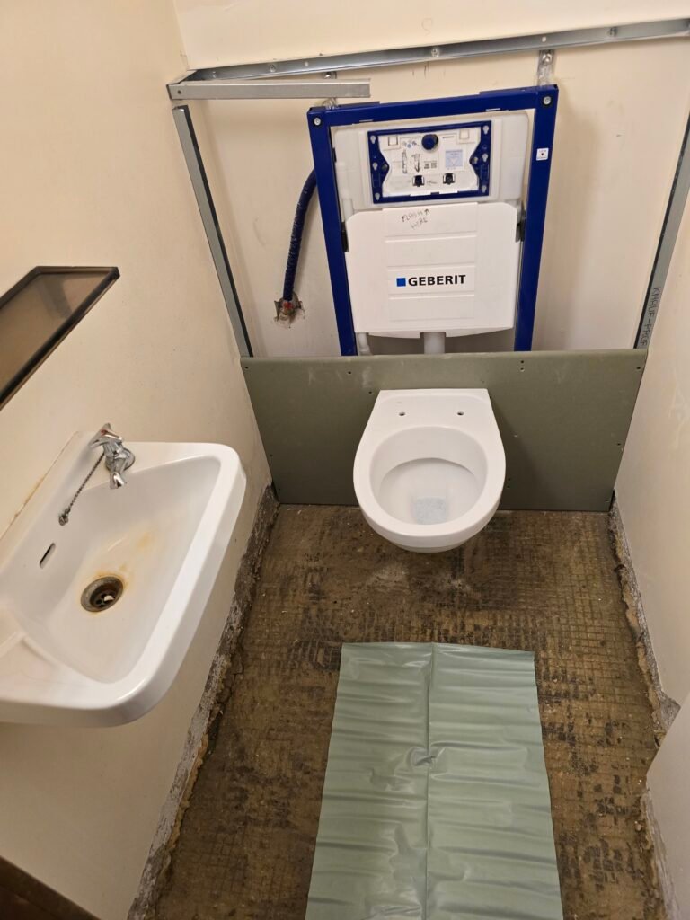 Installation de WC suspendu Geberit au Luxembourg – MS Renovation